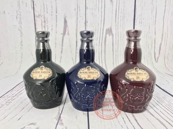 SET OF CHIVAS 21 WITH BOX, NEW VERSION 2017