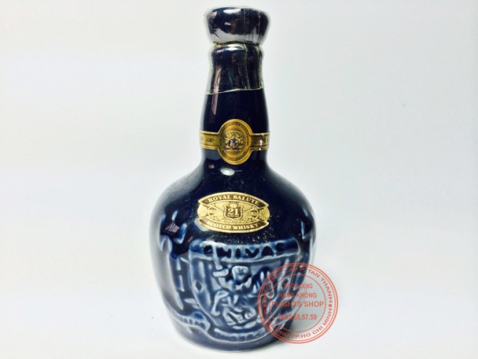 SET OF CHIVAS 21