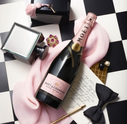 Moet & Chandon Rose Imperial Champagne 750ml